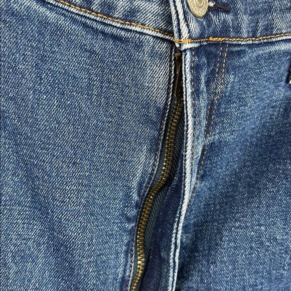 Abercrombie & Fitch High Rise Blue Jeans - Picture 6 of 6